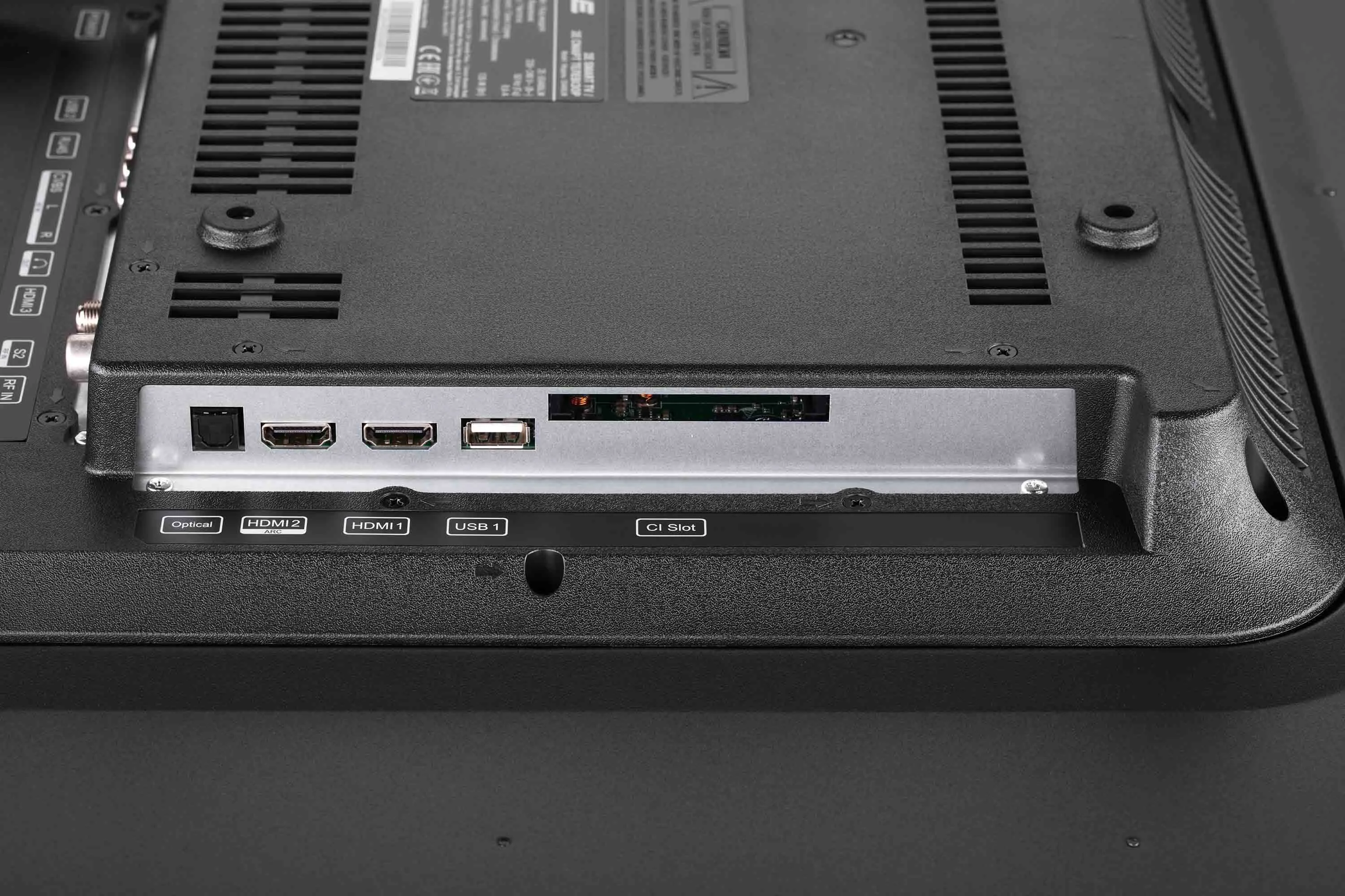 Телевизор 2E 65A06LW 4K UHD SMART
